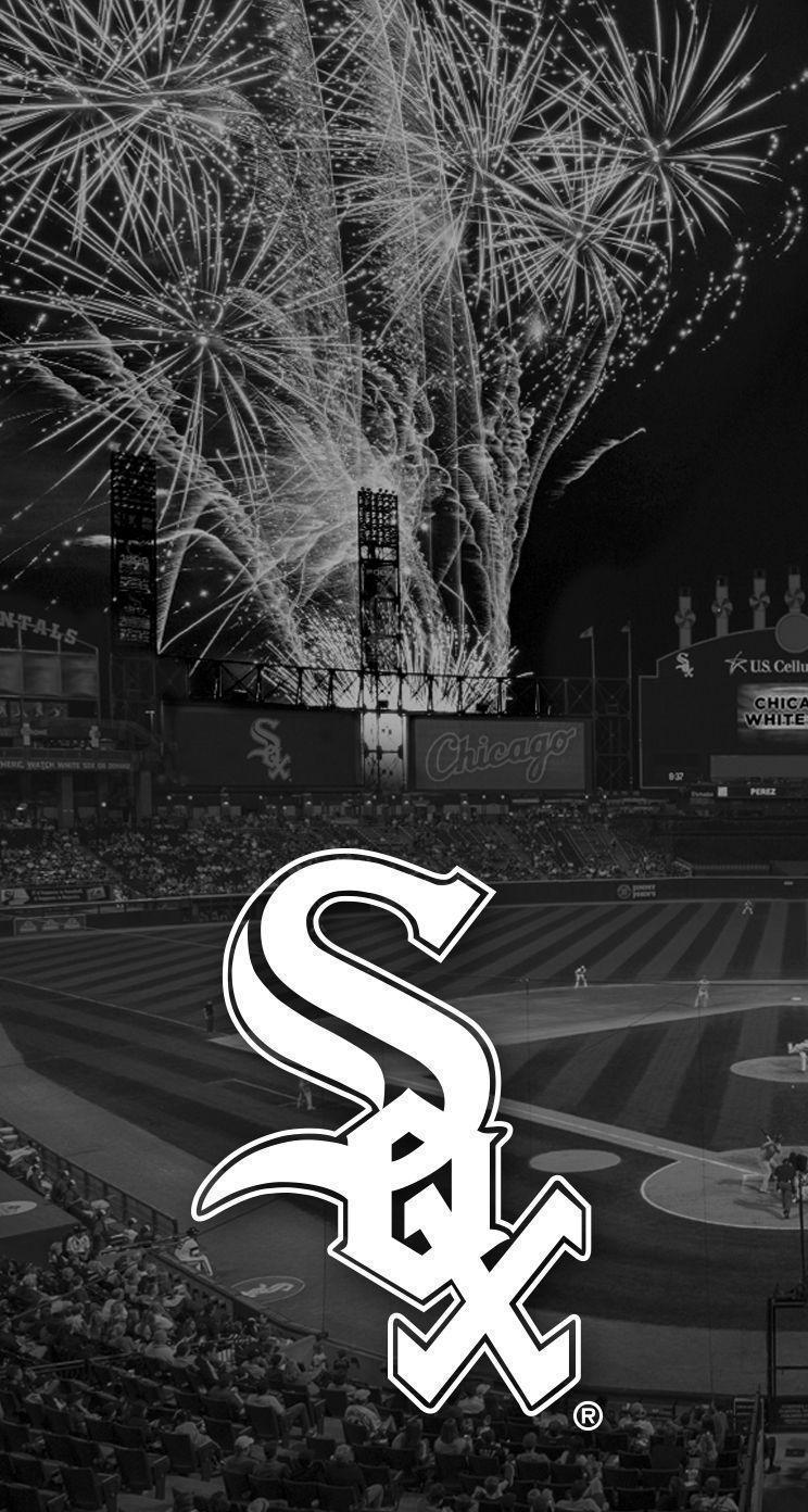 744x1392 Chicago White Sox Wallpaper