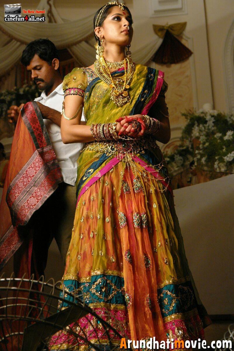 800x1200 Movie Arundhati stills, wallpaper, videos, cast and crew, story, songs