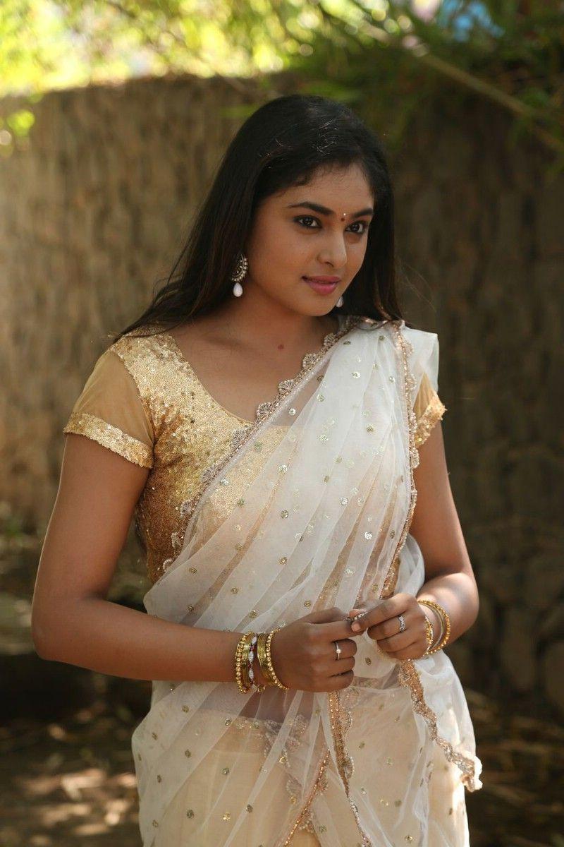 800x1200 Actress Arundhati Nair Photo. Beautiful actresses, Actresses, Wedding dresses lace