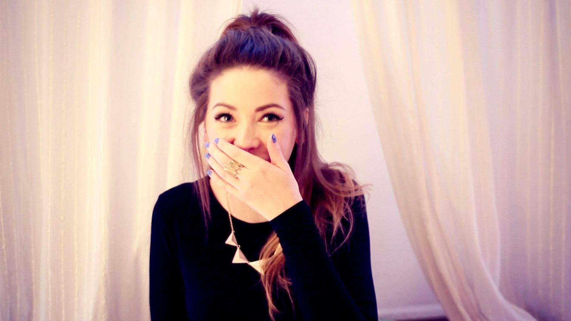 Zoe Sugg Photoshoot