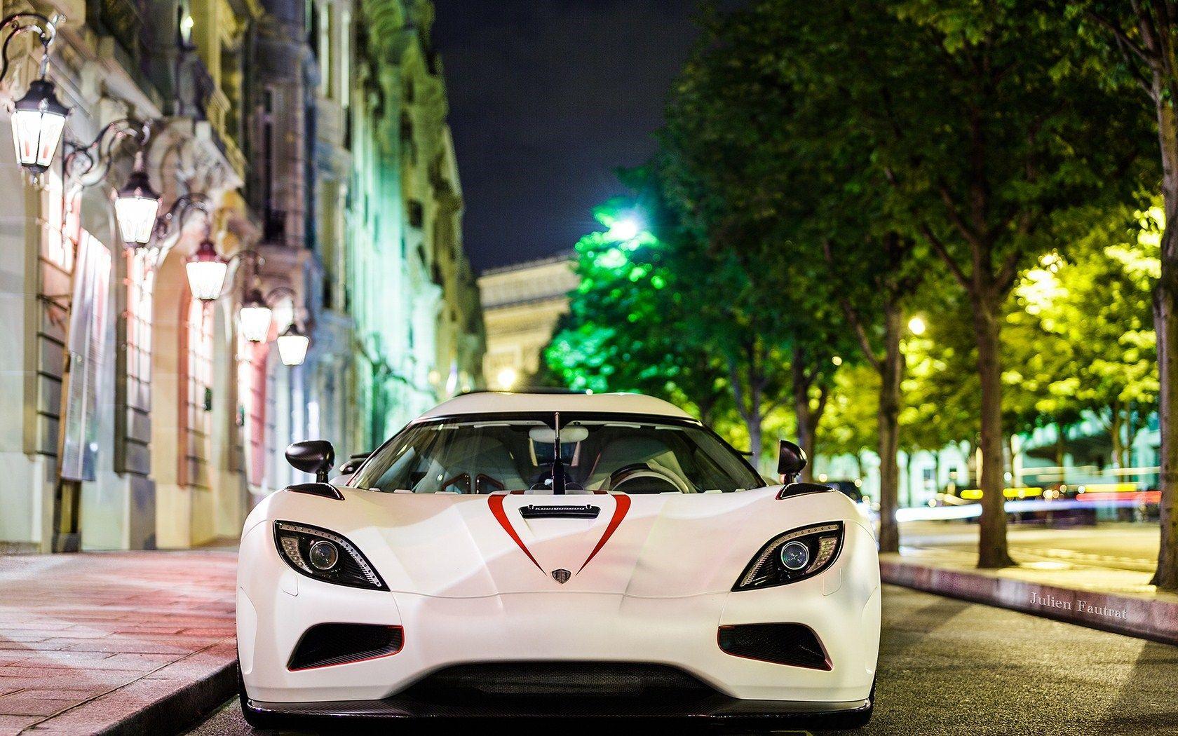 1680x1050 Koenigsegg Agera R Street Night Photo