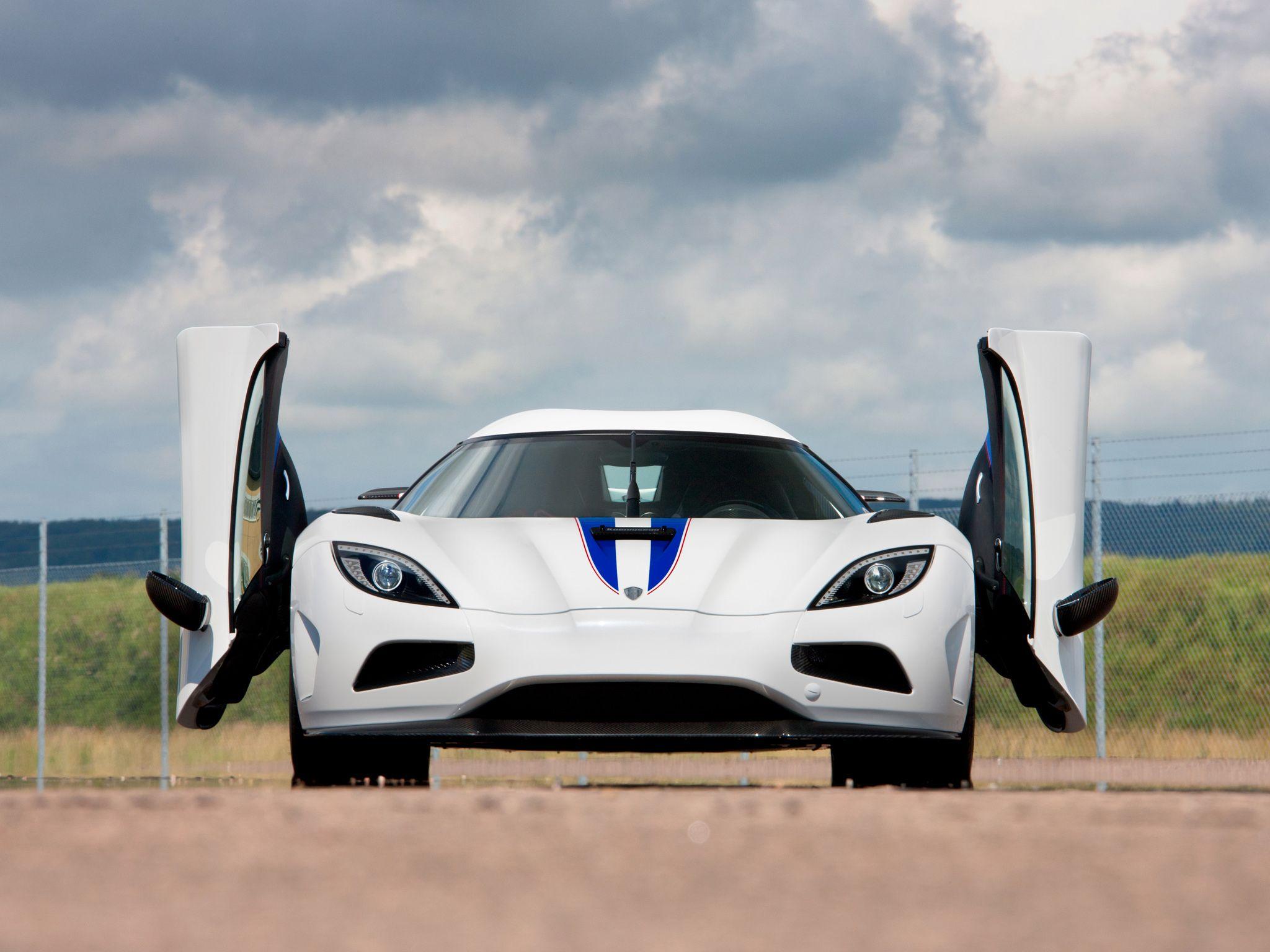 2048x1536 Koenigsegg Agera R