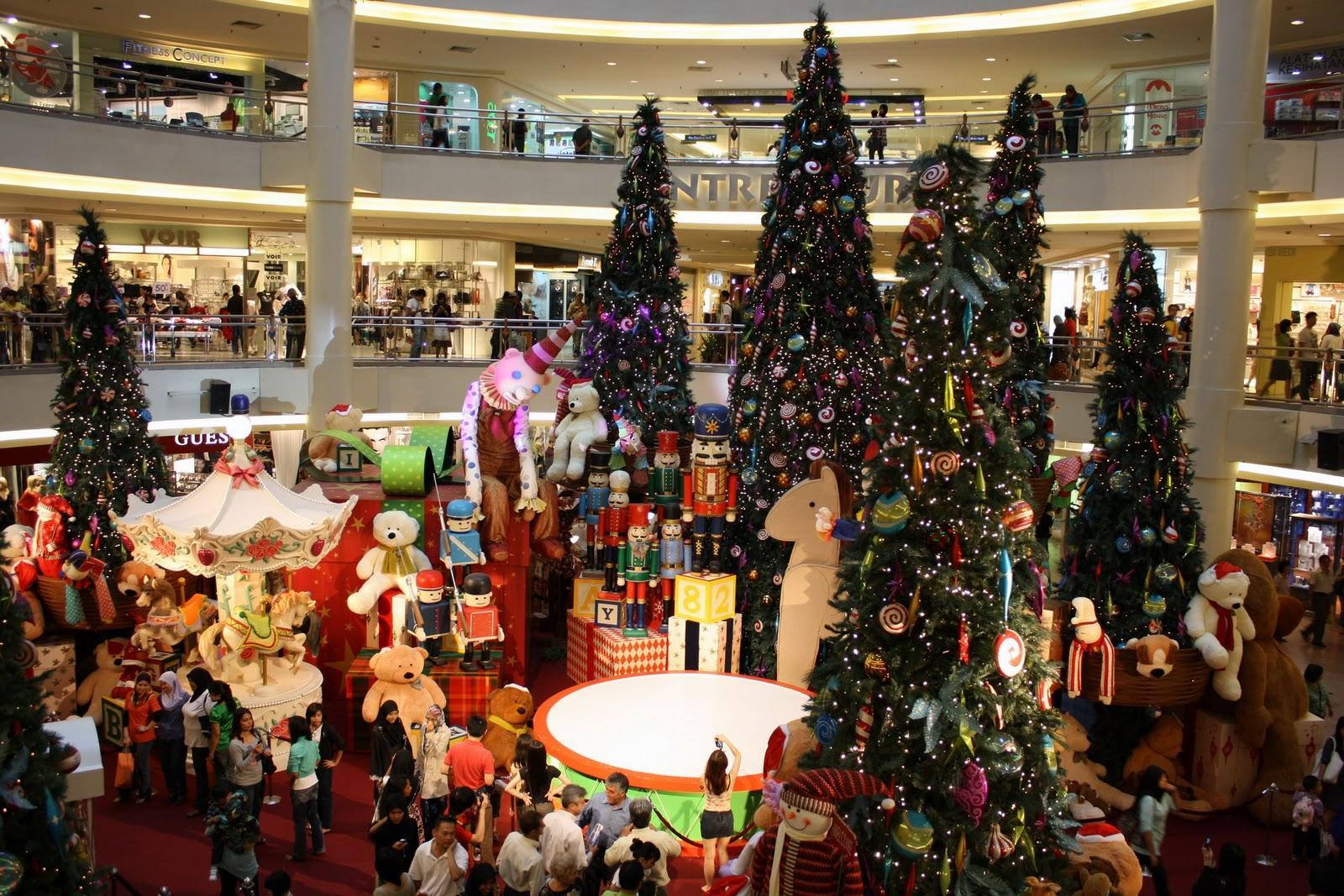 1600x1067 Christmas Shopping Wallpaper