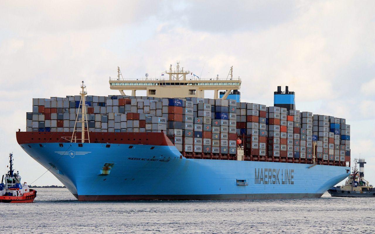 1280x800 Download Wallpaper 1280x800 Maersk Mc Kinney Moller, Largest Container Ship, Daewoo Shipbuilding And Marine Engineering Widescreen 16:10 HD Background