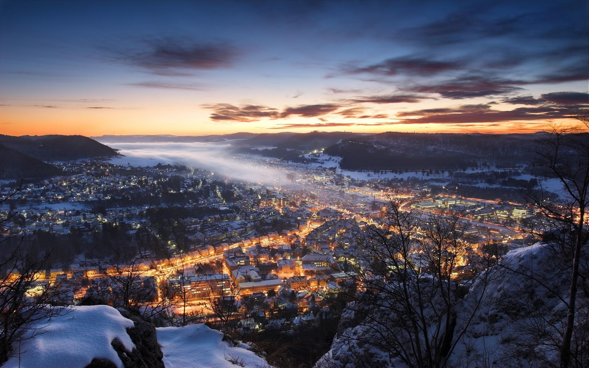 1920x1200 13++ Winter City Wallpaper Desktop