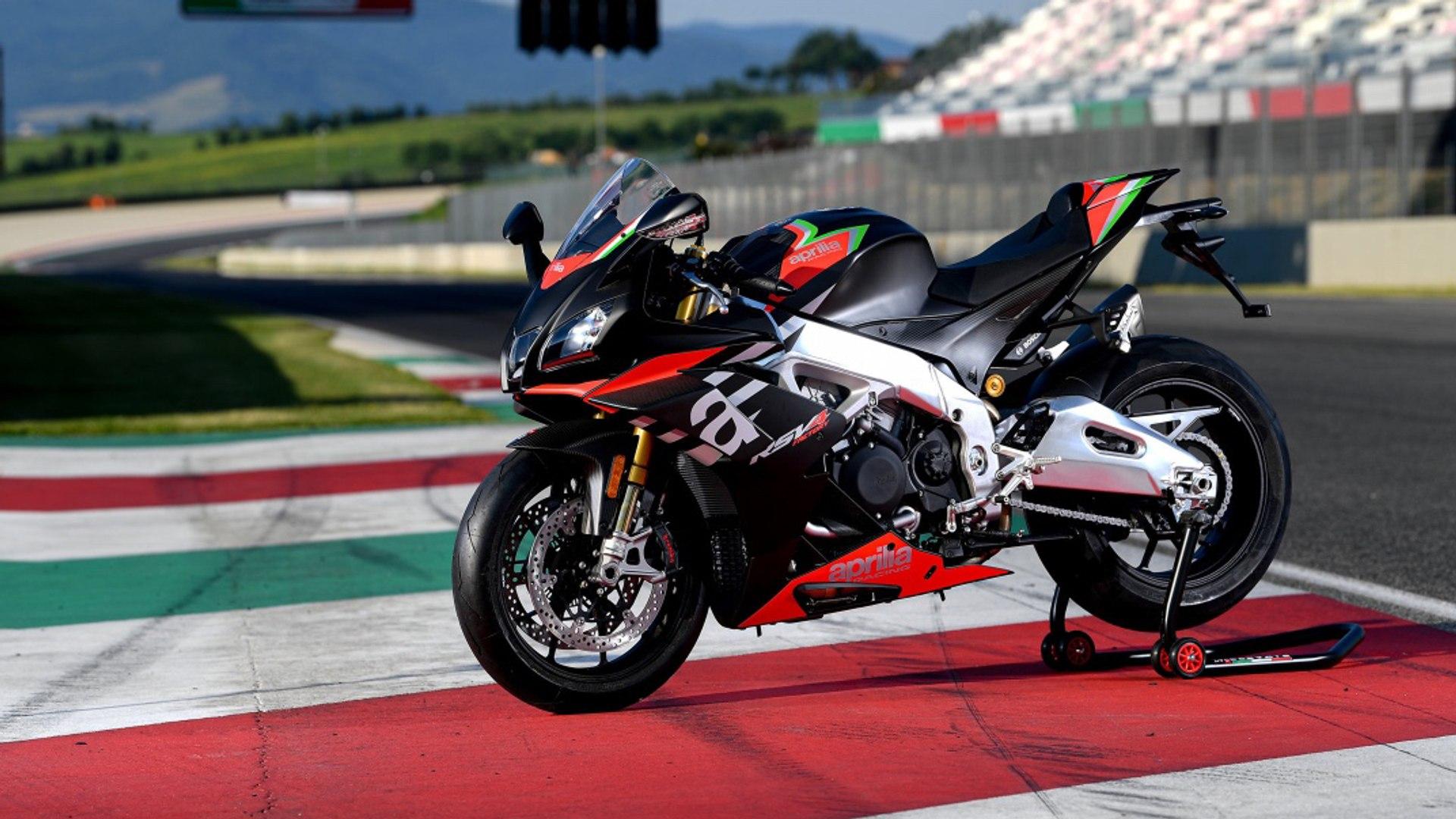 1920x1080 Aprilia RSV4 1100 Factory Review
