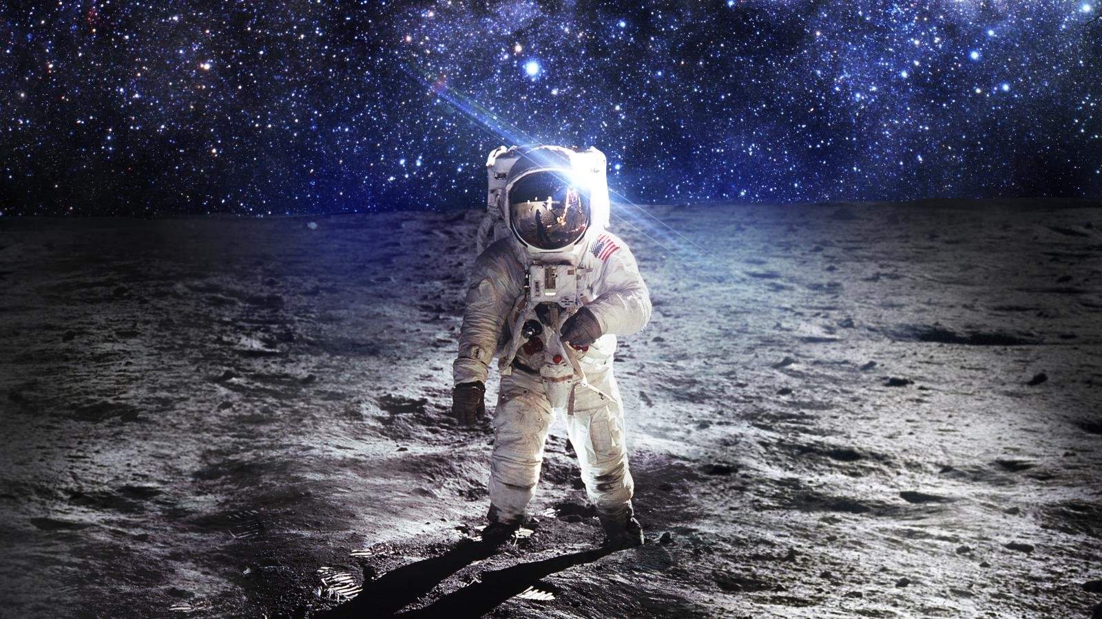1600x900 Download HD 1600x900 Astronaut PC wallpaper for free