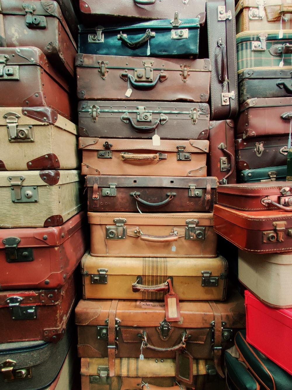 Vintage Suitcase Wallpapers - Top Free Vintage Suitcase Backgrounds