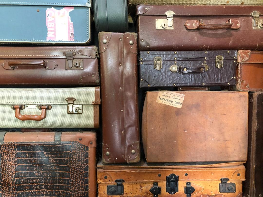 Vintage Suitcase Wallpapers - Top Free Vintage Suitcase Backgrounds