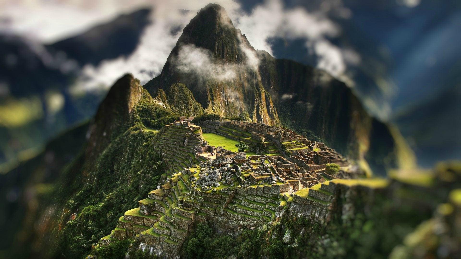 1920x1080 Tilt shift of Machu Picchu: wallpaper