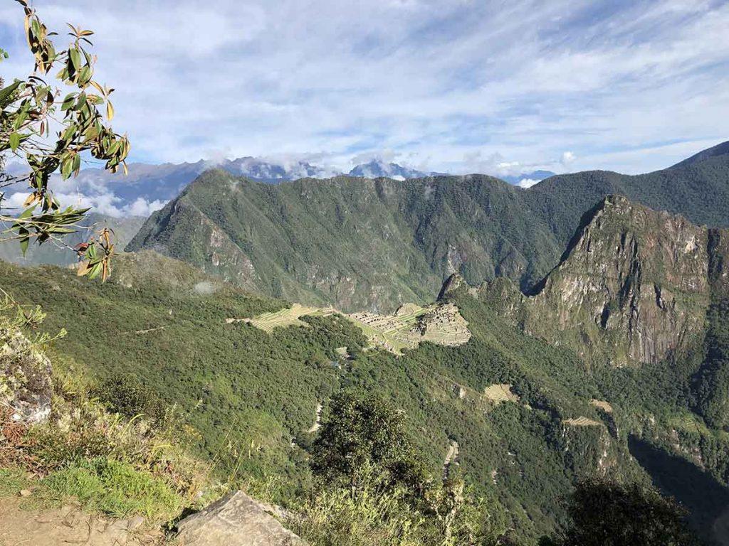 1024x768 Machu Picchu Picture to Fuel Your Wanderlust