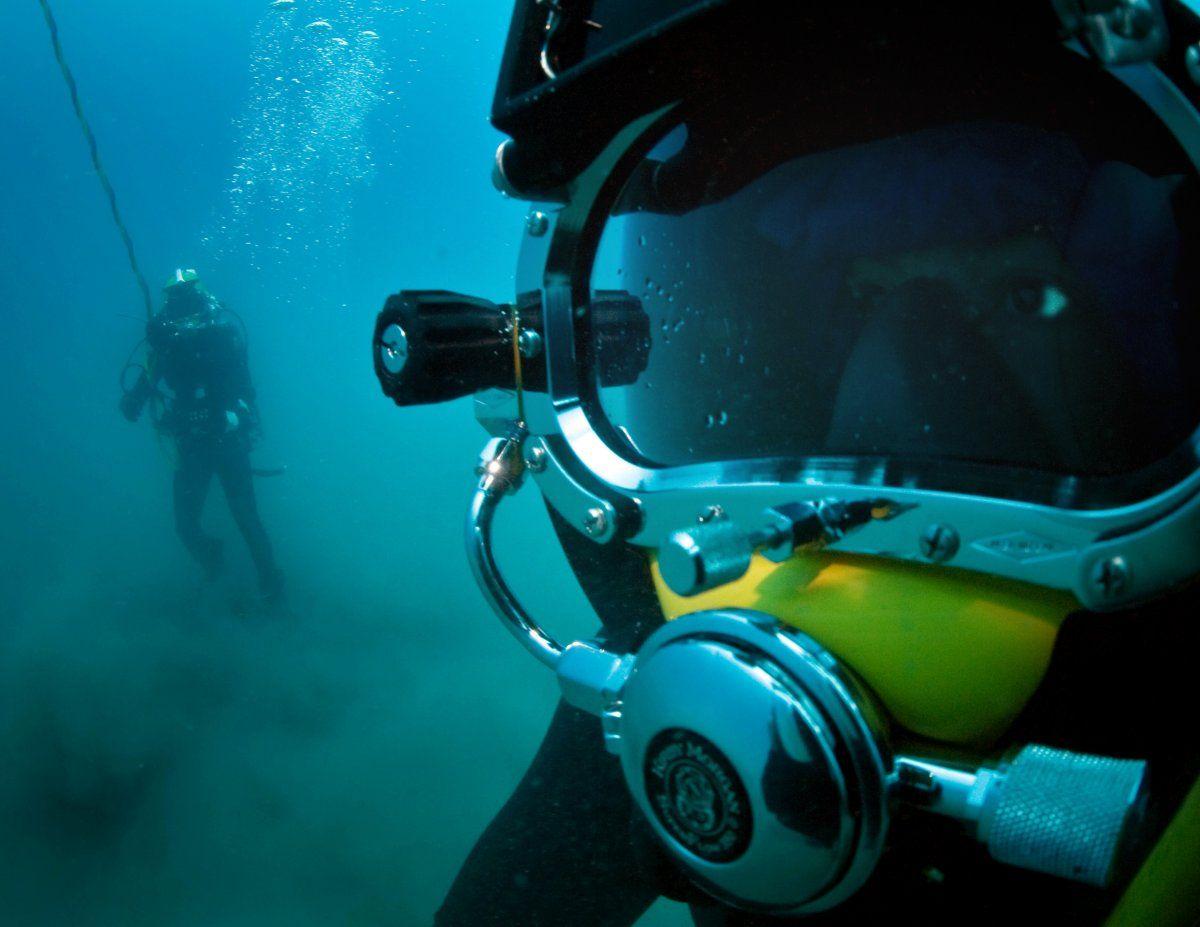 1200x927 Awesome Picture Of The US Navy Through History. Navy diver, Navy, History photo