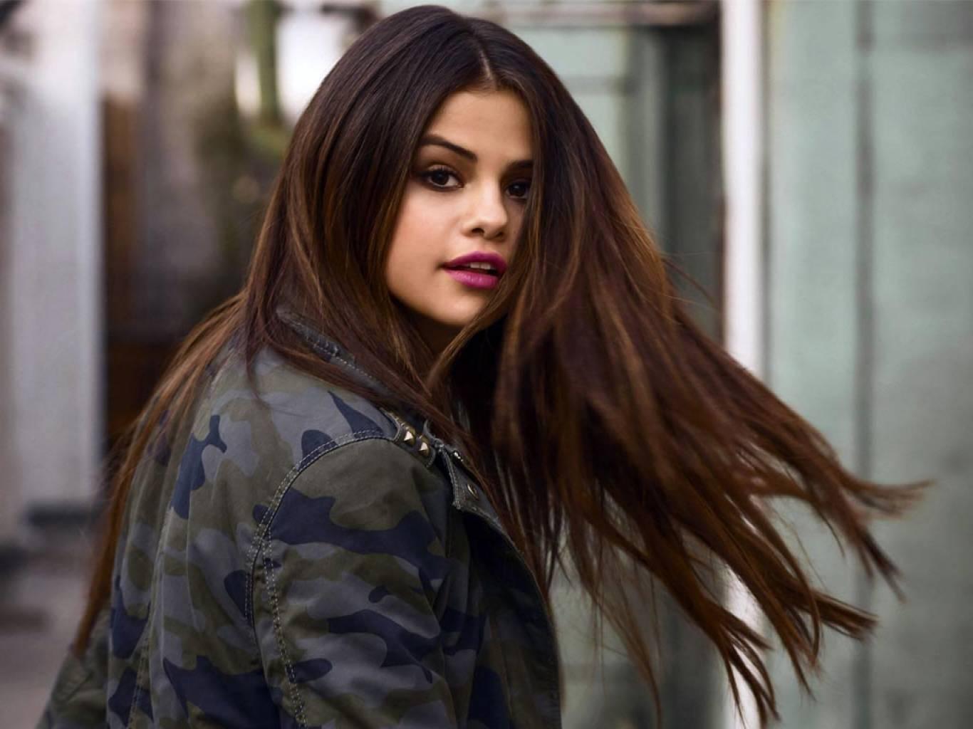 1366x1024 Selena Gomez HD Wallpaper. Latest Selena Gomez Wallpaper HD Free Download (1080p to 2K)