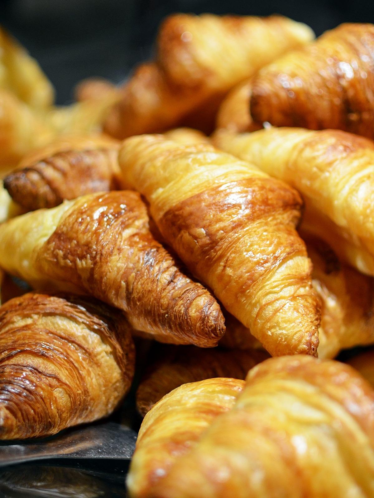 1200x1600 Bunch of Croissant · Free