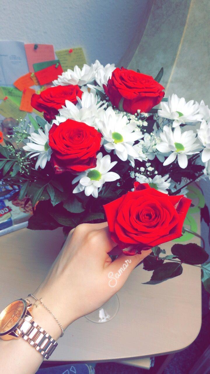 720x1278 الورد. Flower photohoot, Beautiful flowers wallpaper, Flower beauty