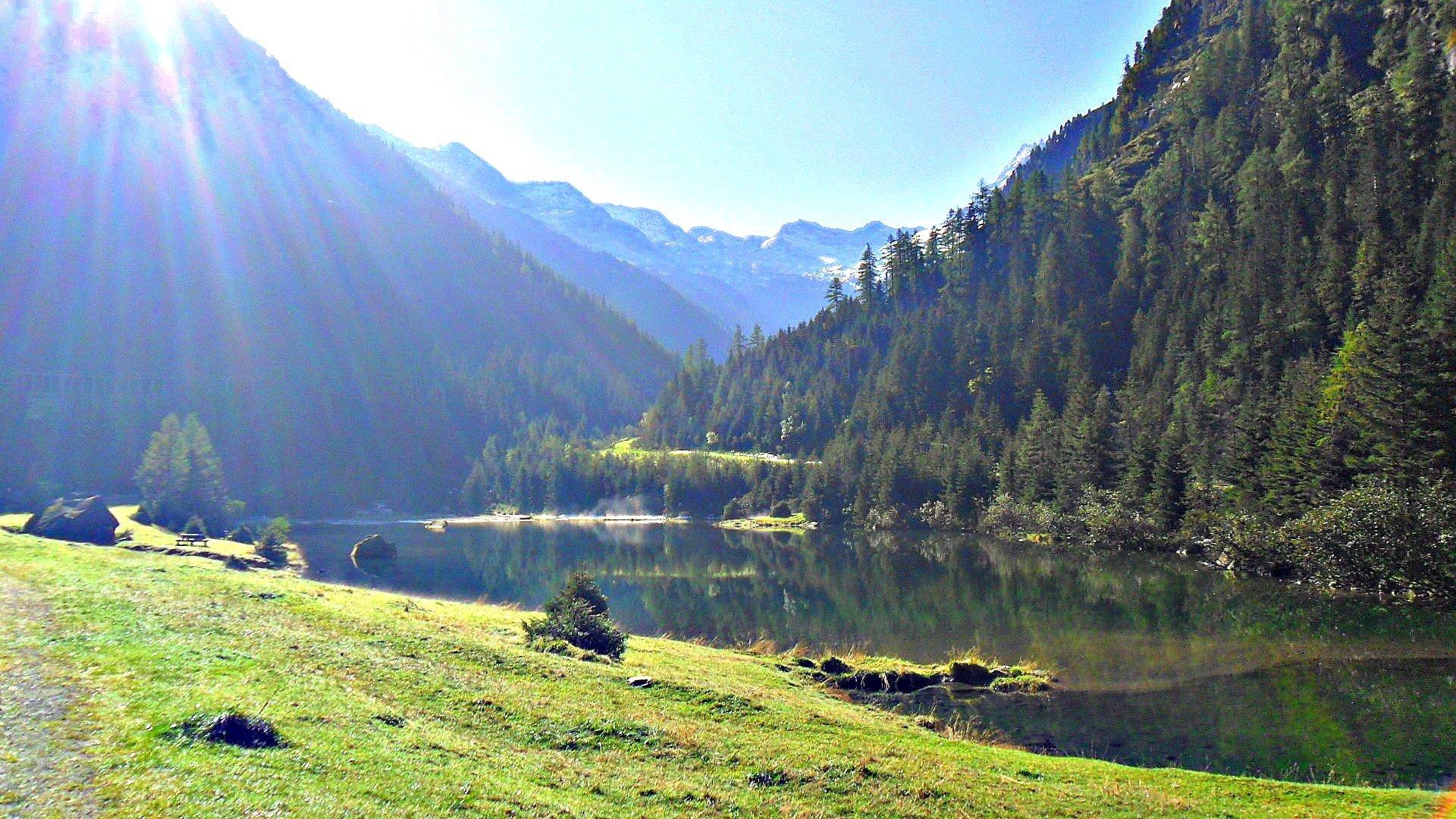 1920x1080 Bergsee Tirol HD Wallpaper
