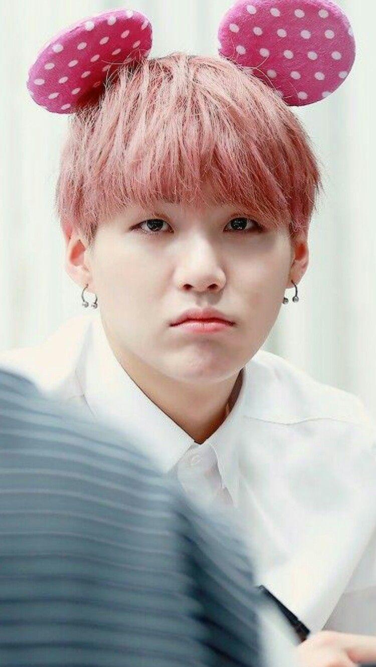 750x1330 Suga BTS Cute Wallpaper
