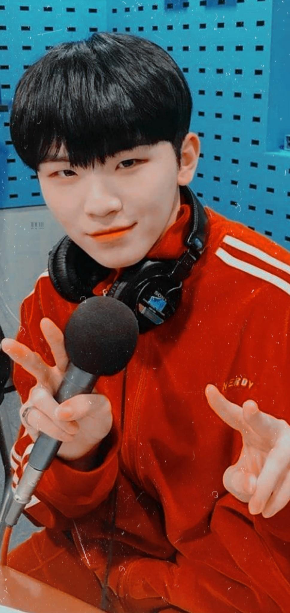 969x2048 woozi aesthetic