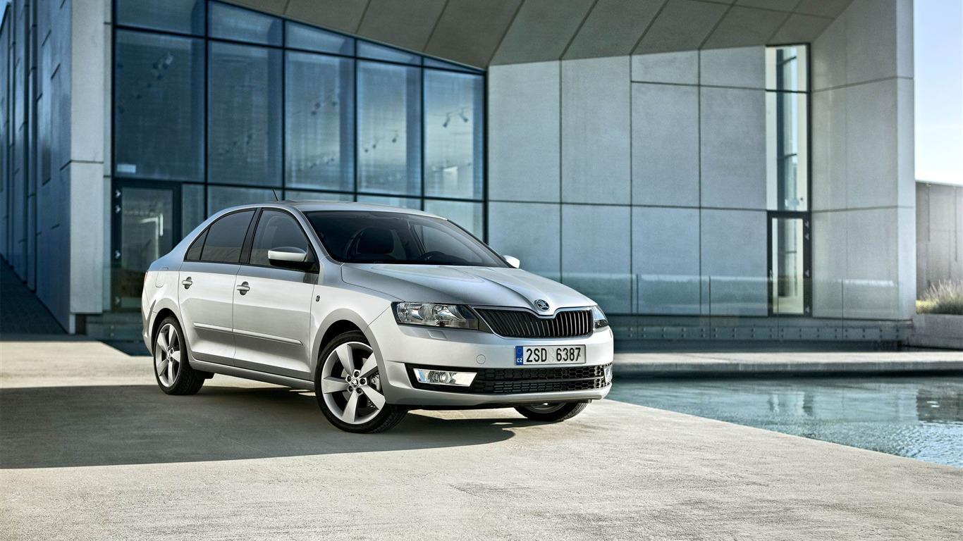1366x768 Skoda Rapid Auto HD Wallpaper 11