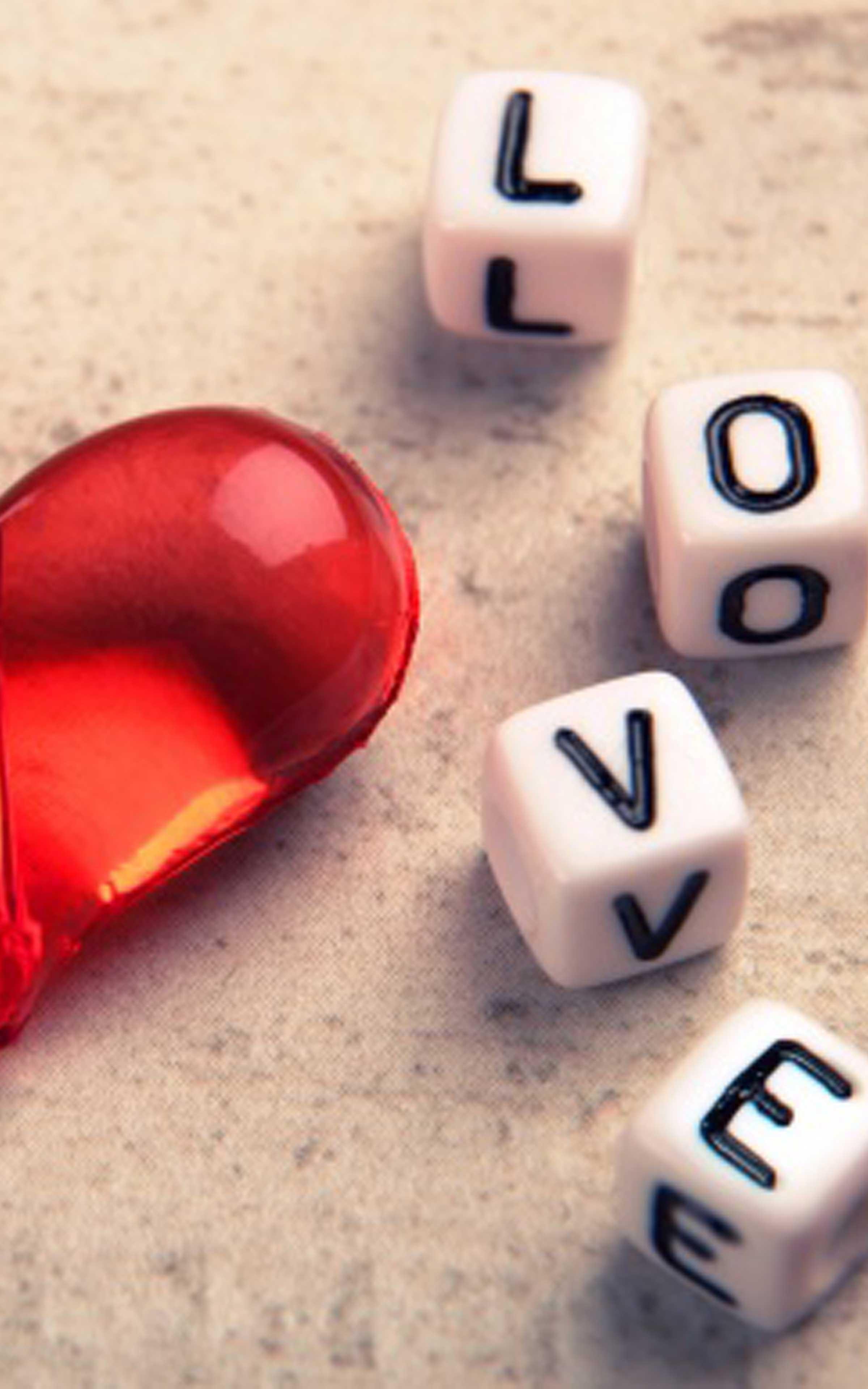 2400x3840 In Love Wallpaper