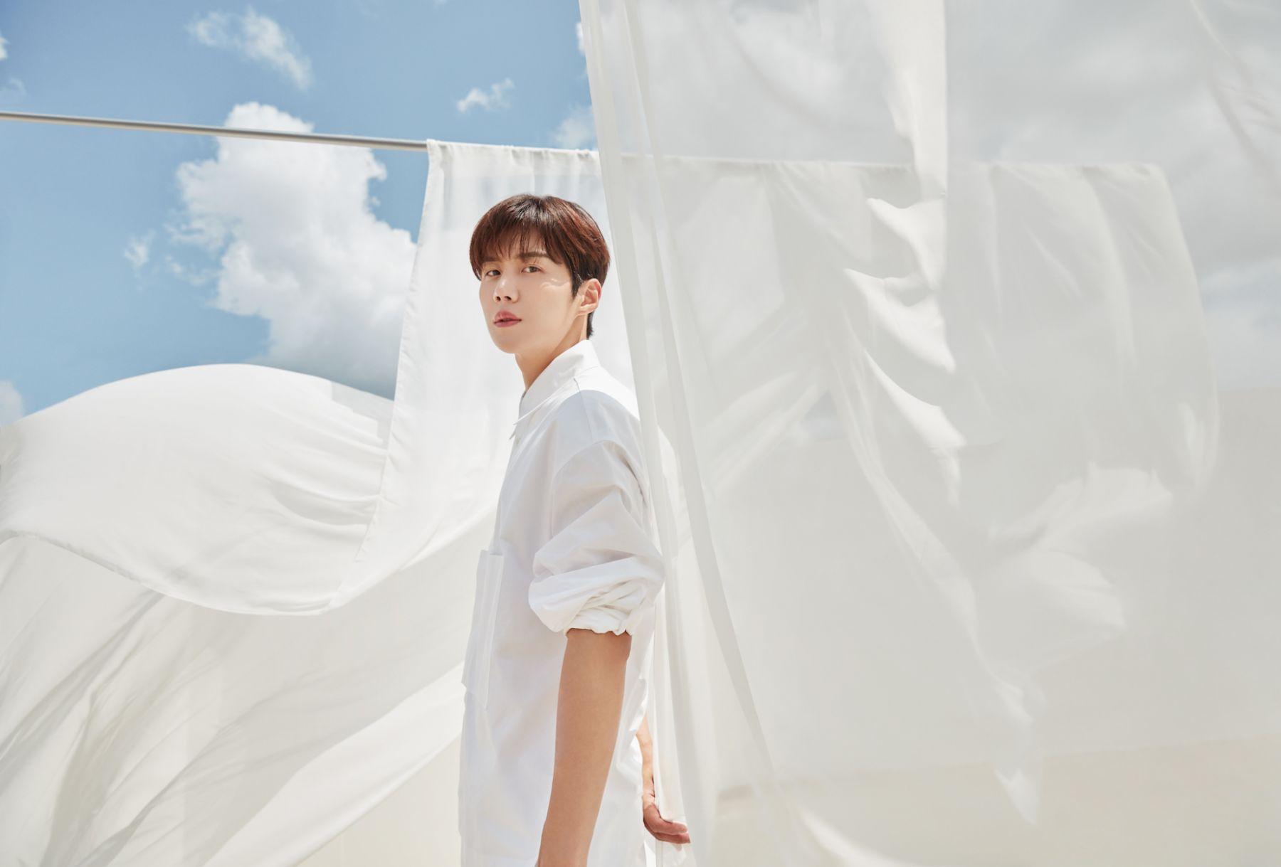 1800x1219 Exclusive: Meet Kim Seon Ho And Lee Sang Yi, The Leading Men Of Netflix's 'Hometown Cha Cha Cha'