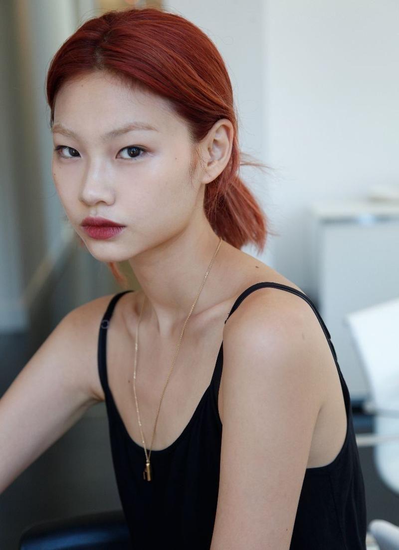 800x1101 JUNG HOYEON