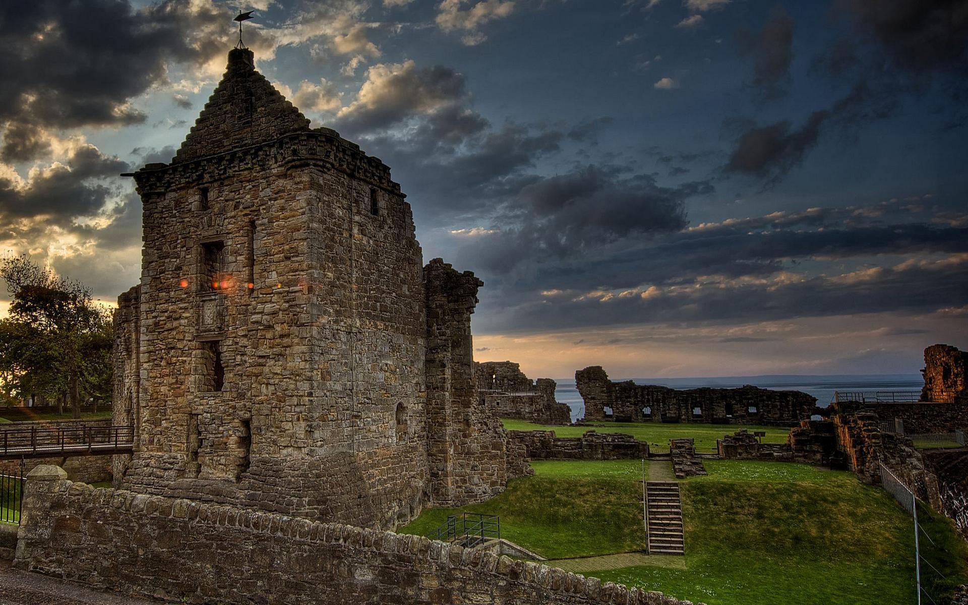 1920x1200 Ruined Castle Wallpaper