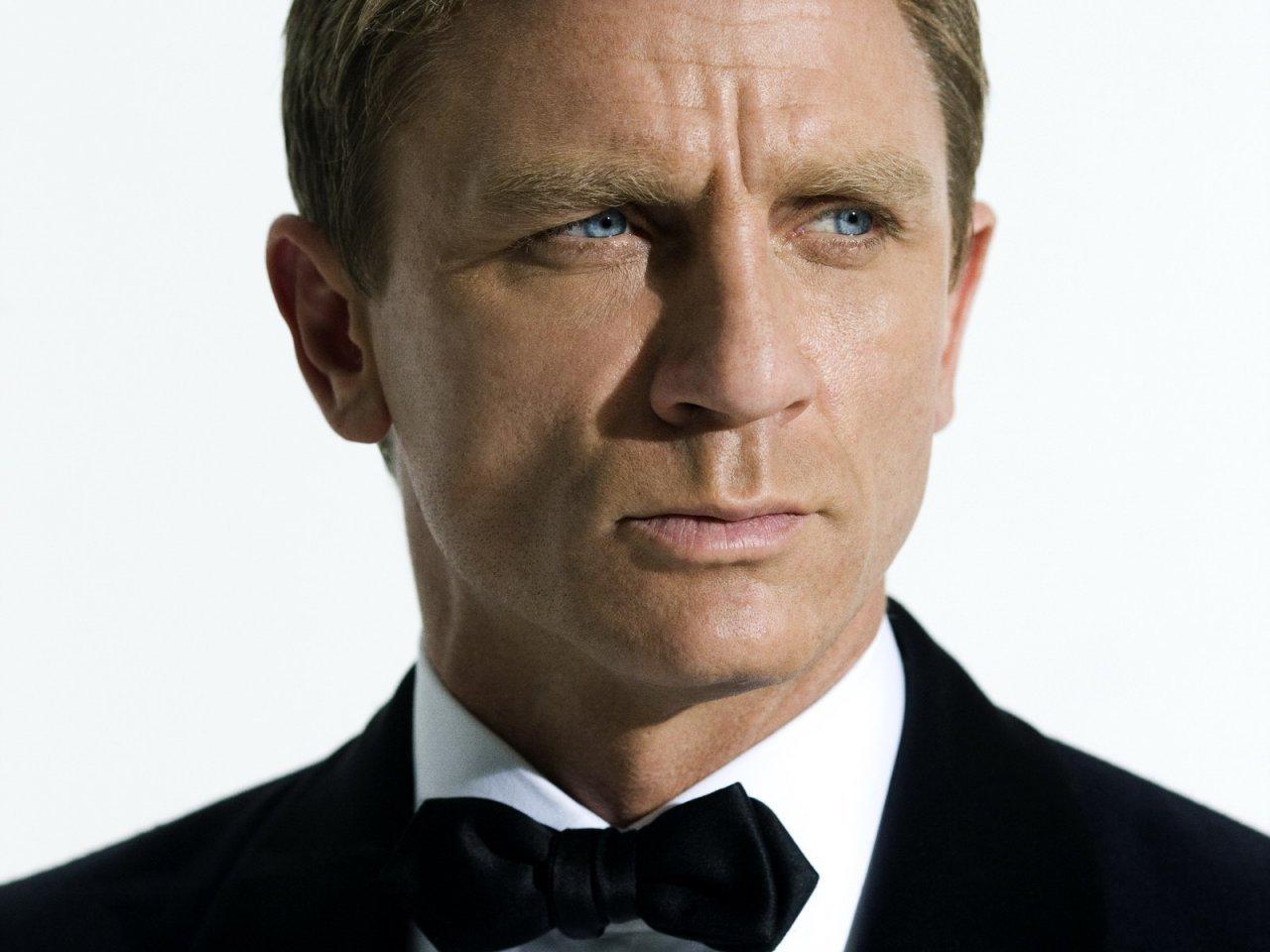 1280x960 Quantum of Solace Bond Wallpaper
