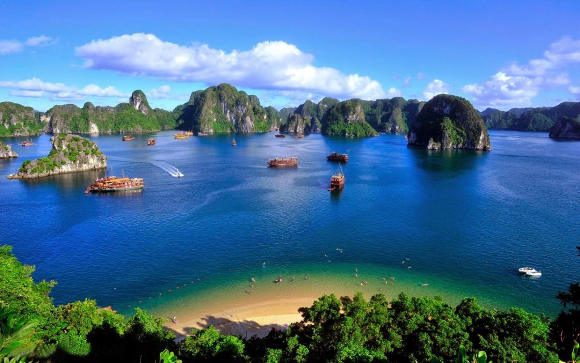 1920x1200 Vietnam Halong Bay 0543681 :