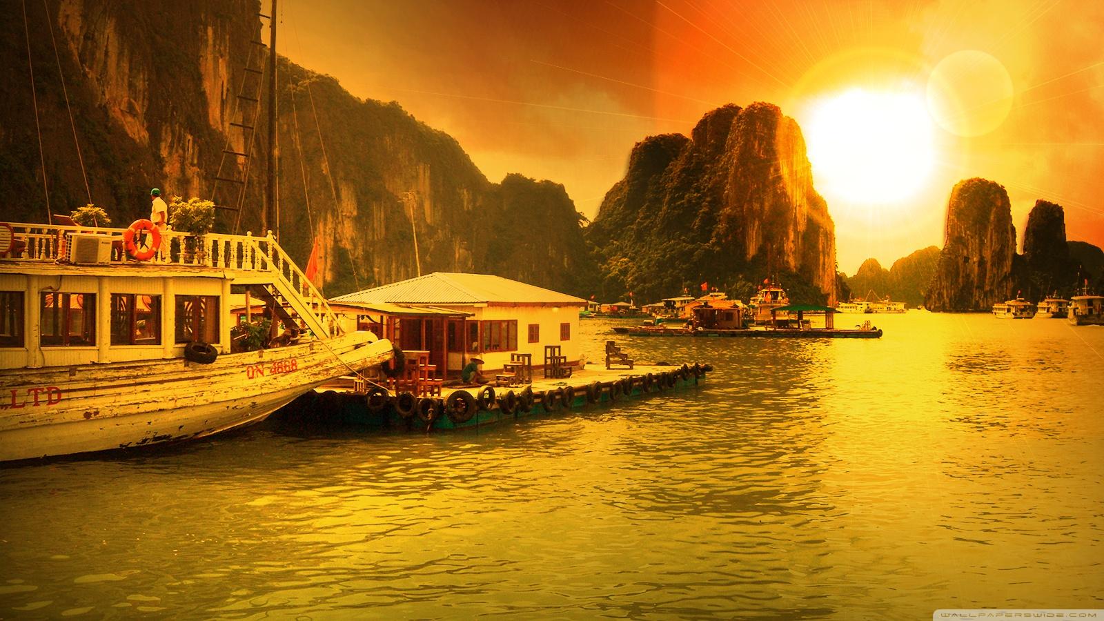 1600x900 Halong Bay