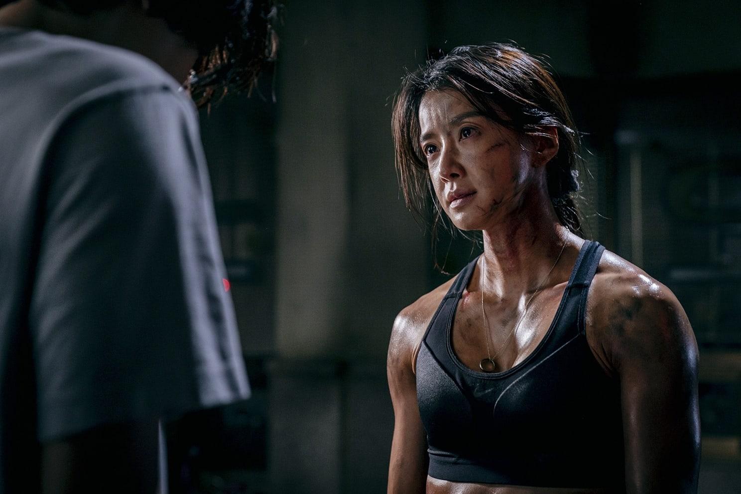 1488x991 Song Kang, Lee Si Young, Lee Do Hyun, And More Fight To Survive In “Sweet Home”