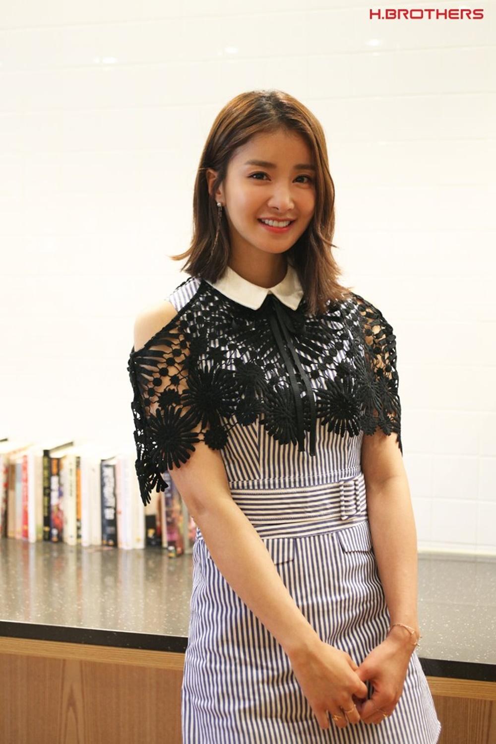 1000x1500 Ji Hyun Woo Reunites With Lee Si Young For New MBC Drama Risky Romance