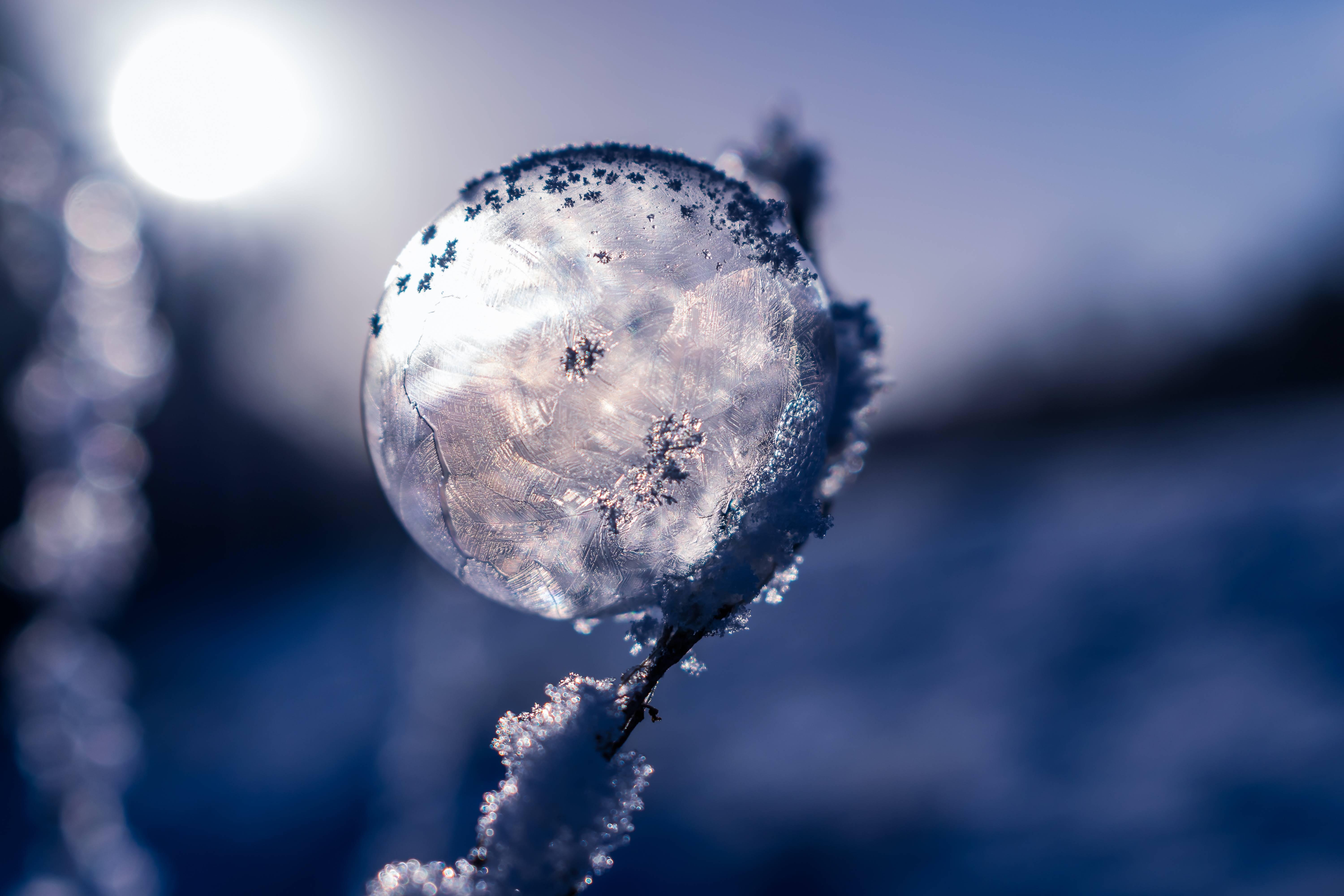 6000x4000 #bubble, #frozen, #soap, #winter, #frozen, #bubble. Mocah HD Wallpaper