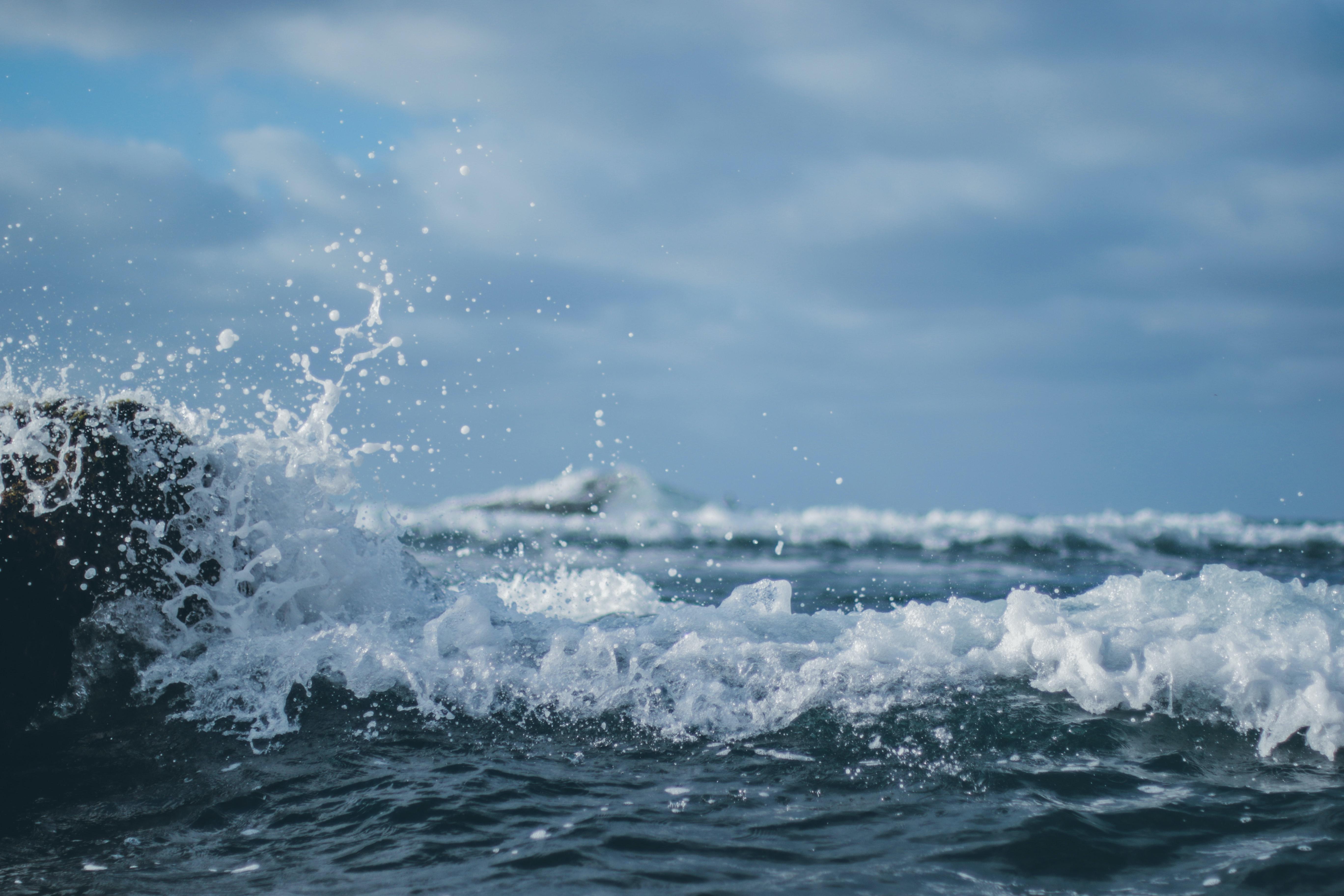 5472x3648 Photography Of Sea Waves · Free
