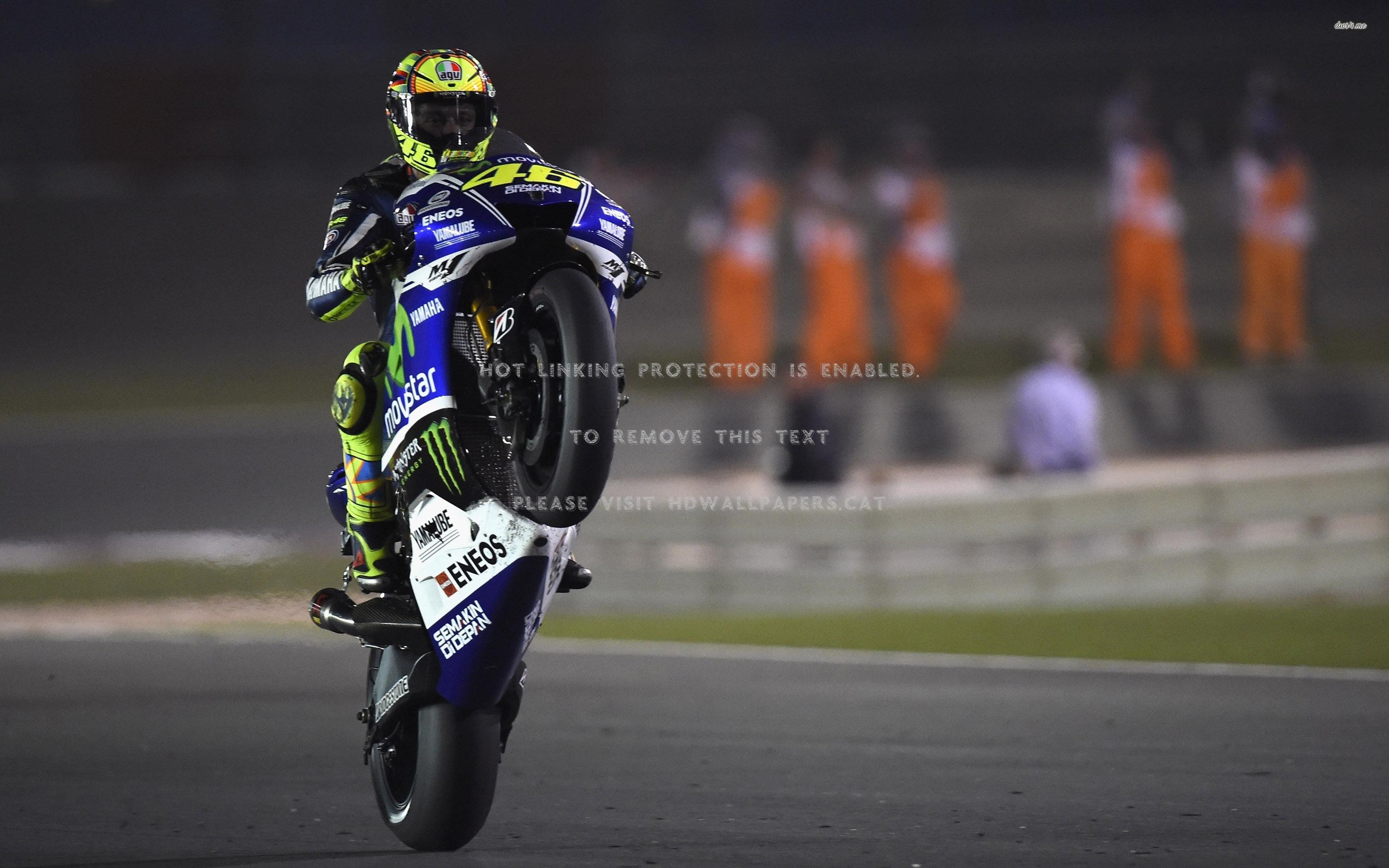 2880x1800 valentino rossi motorcycle track sports