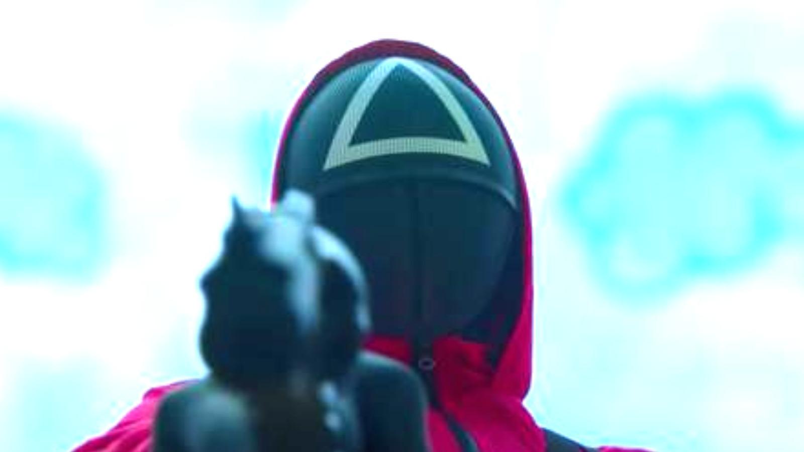 1600x900 What The Symbols On The Workers' Mask Really Mean In Squid Game