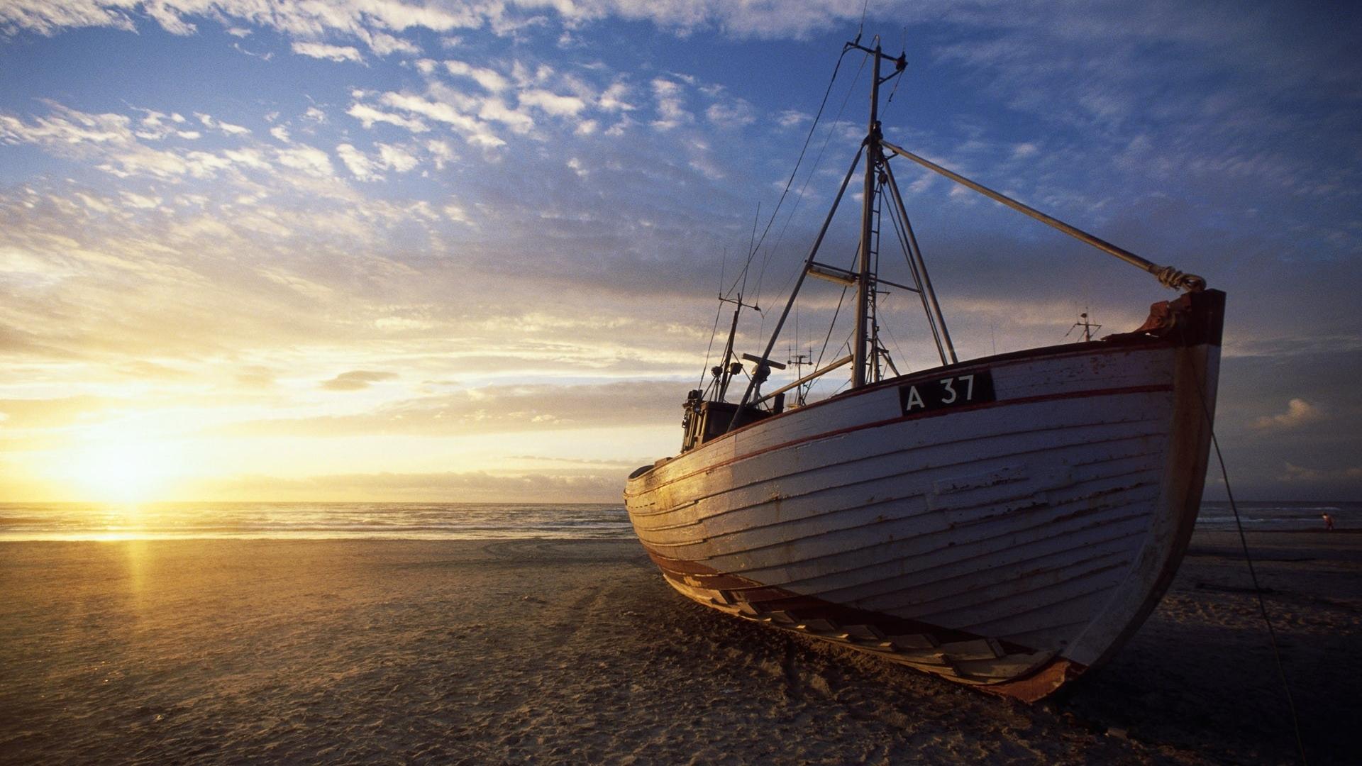 1920x1080 boat, ocean, clouds, sea, fishing