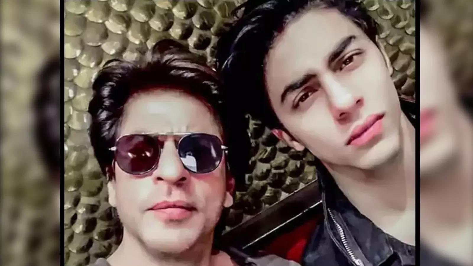 1600x900 Pathan: Here's how Aryan Khan is helping his daddy Shah Rukh Khan. Hindi Movie News of India