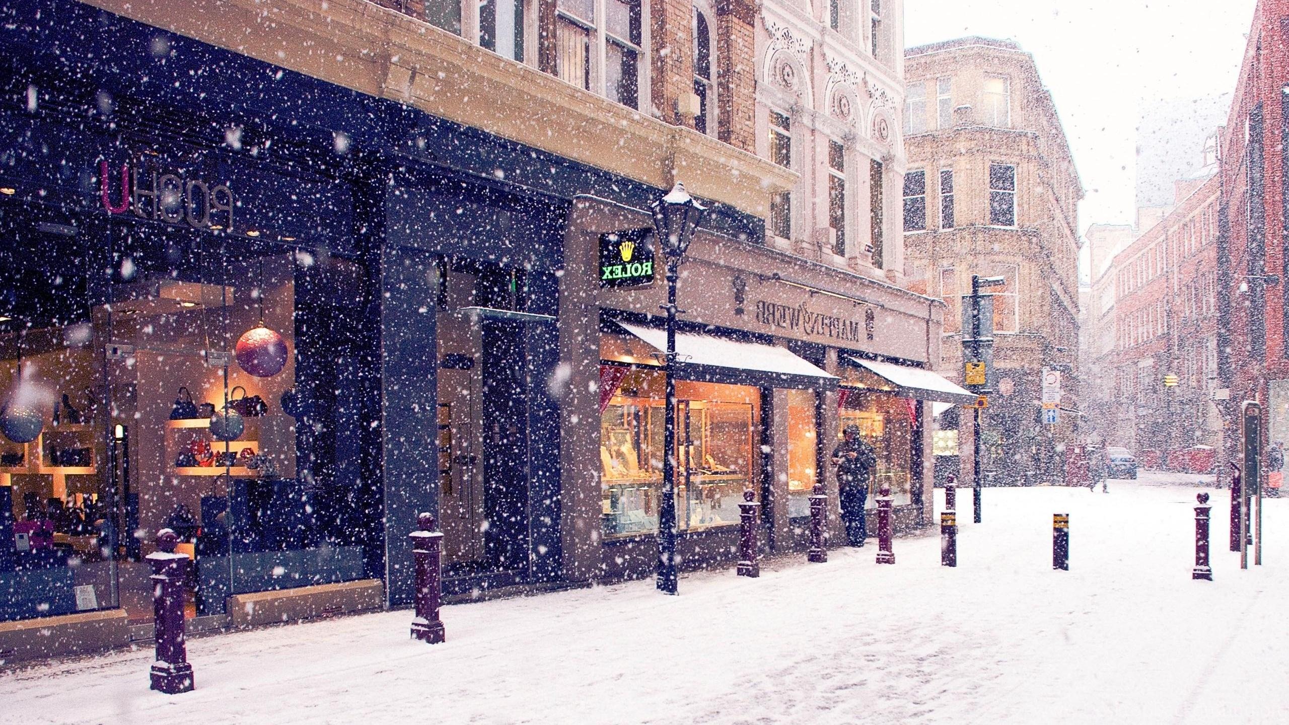 2560x1440 City Winter Europe Street Snow Shopping HD Wallpaper Desktop Background