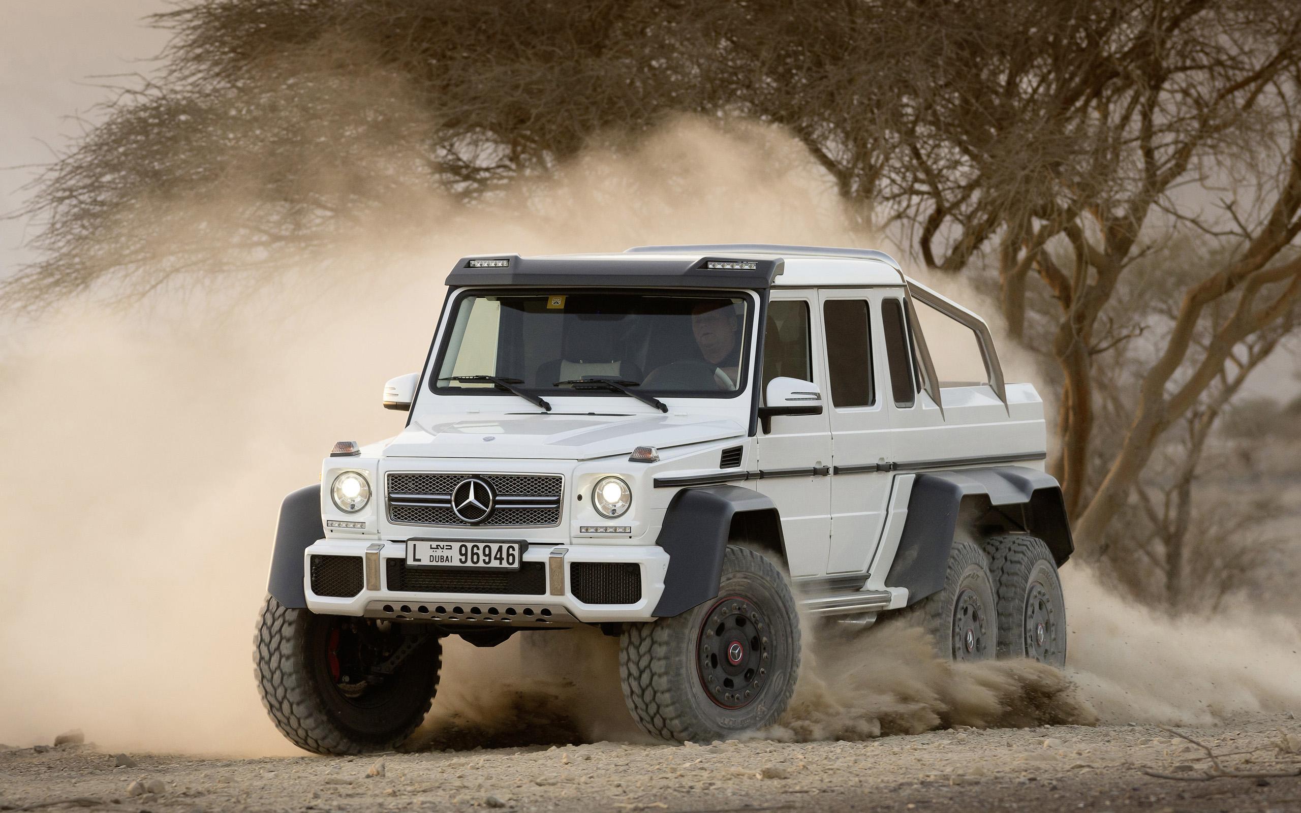 2560x1600 Mercedes G63 AMG 6x6 2013 HD Wallpaper