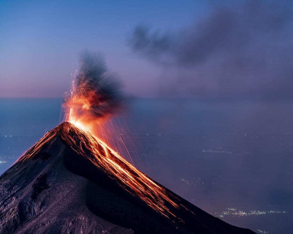 1000x800 Volcano Eruption Picture. Download Free Image