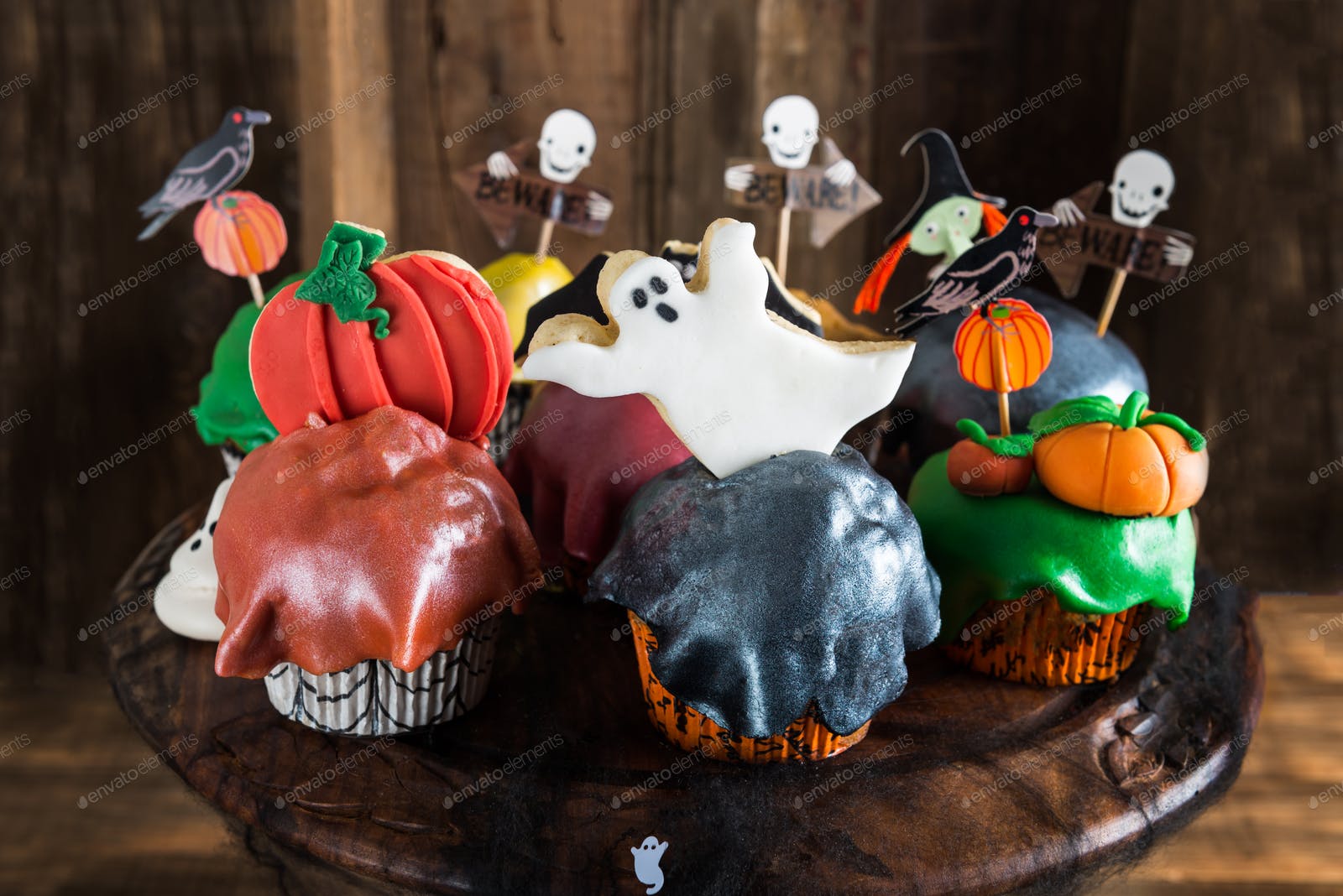 1600x1068 Scary Halloween Cupcakes and Cookies photo by Manuta on Envato Elements