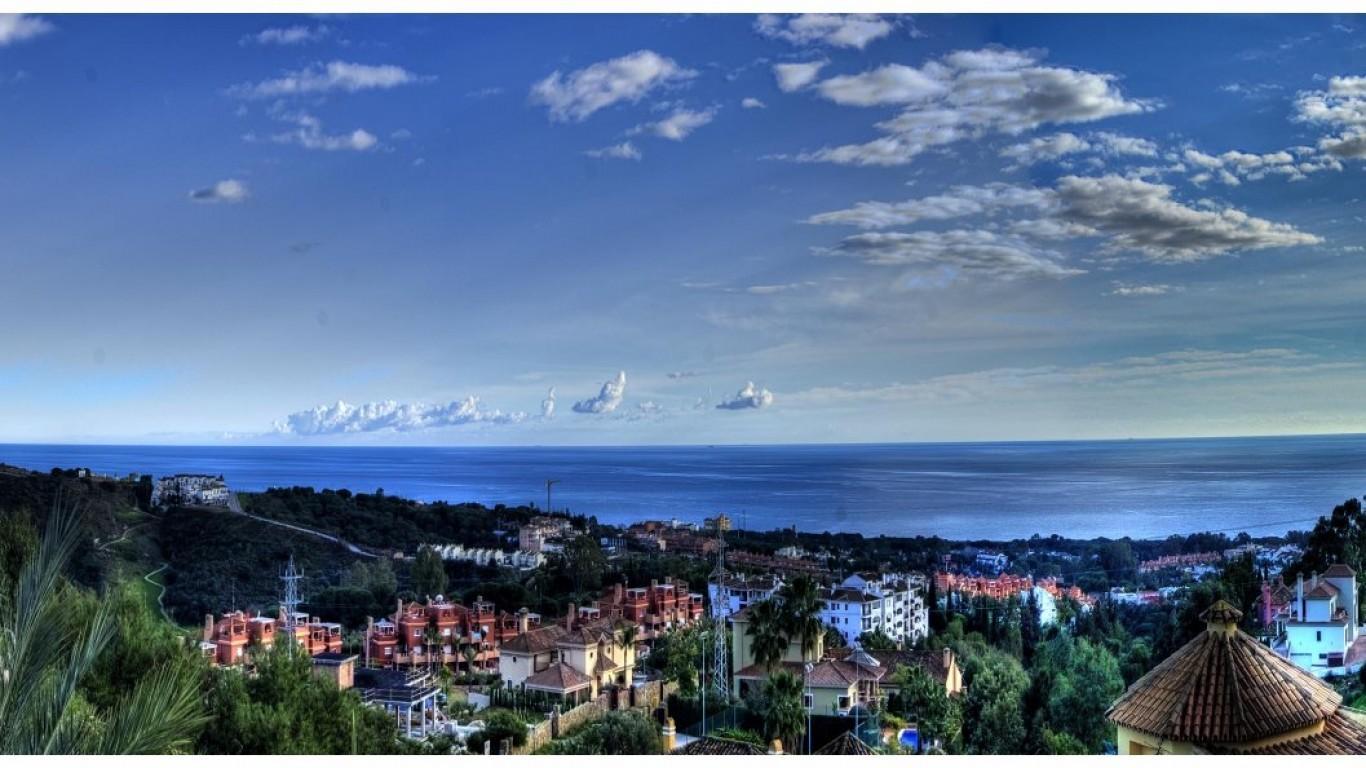 1366x768 Costa Del Sol Wallpaper
