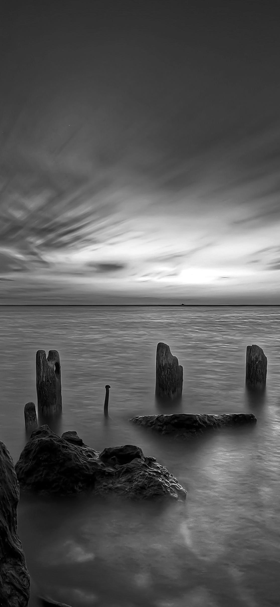 1125x2436 iPhone X wallpaper. amazing ocean sea bw dark beach afternoon nature