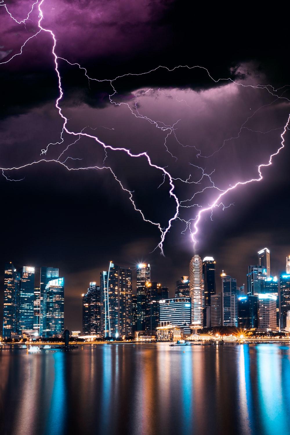 1000x1500 Lightning Image. Download Free Image