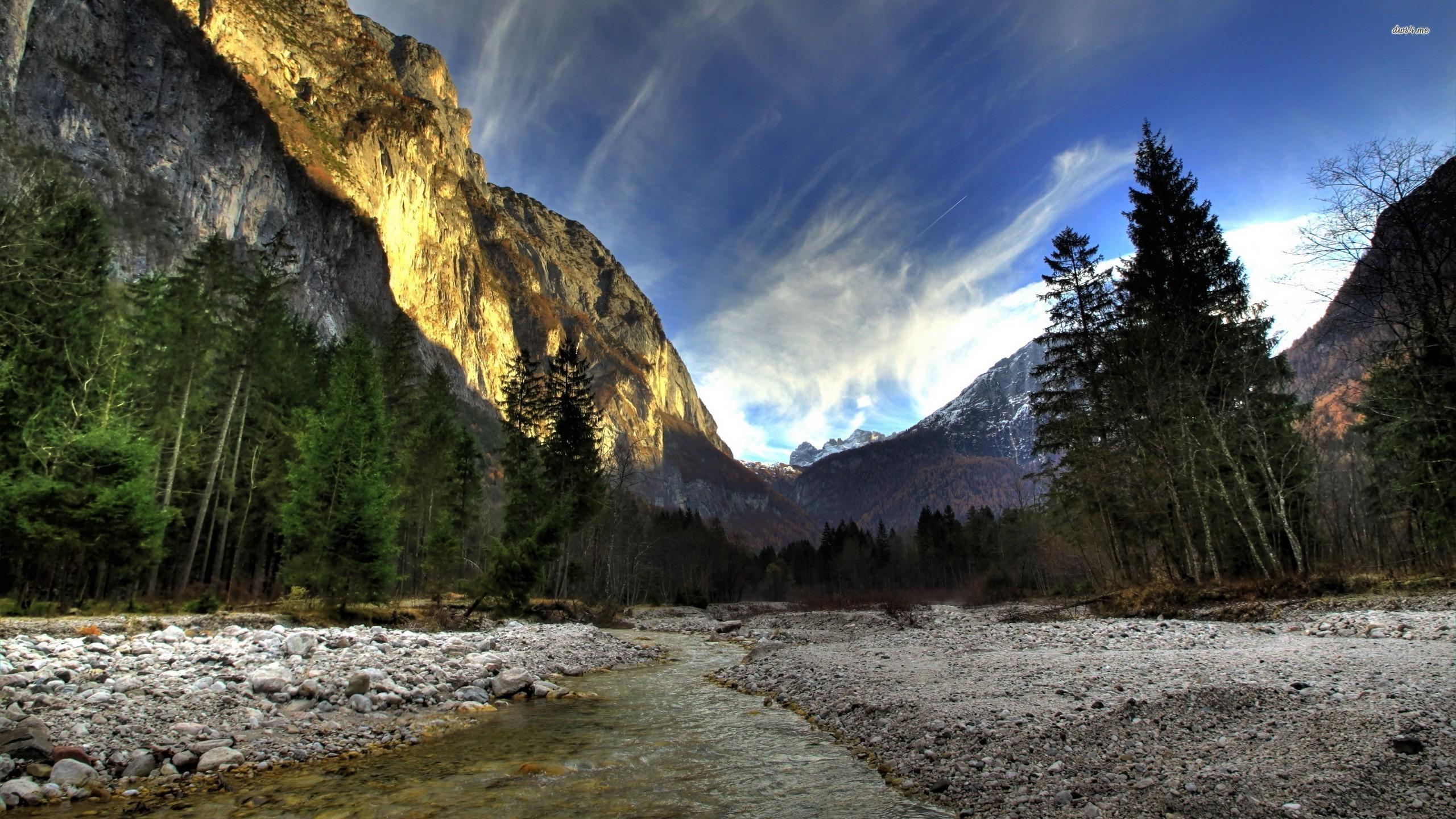 2560x1440 Yosemite National Park Wallpaper