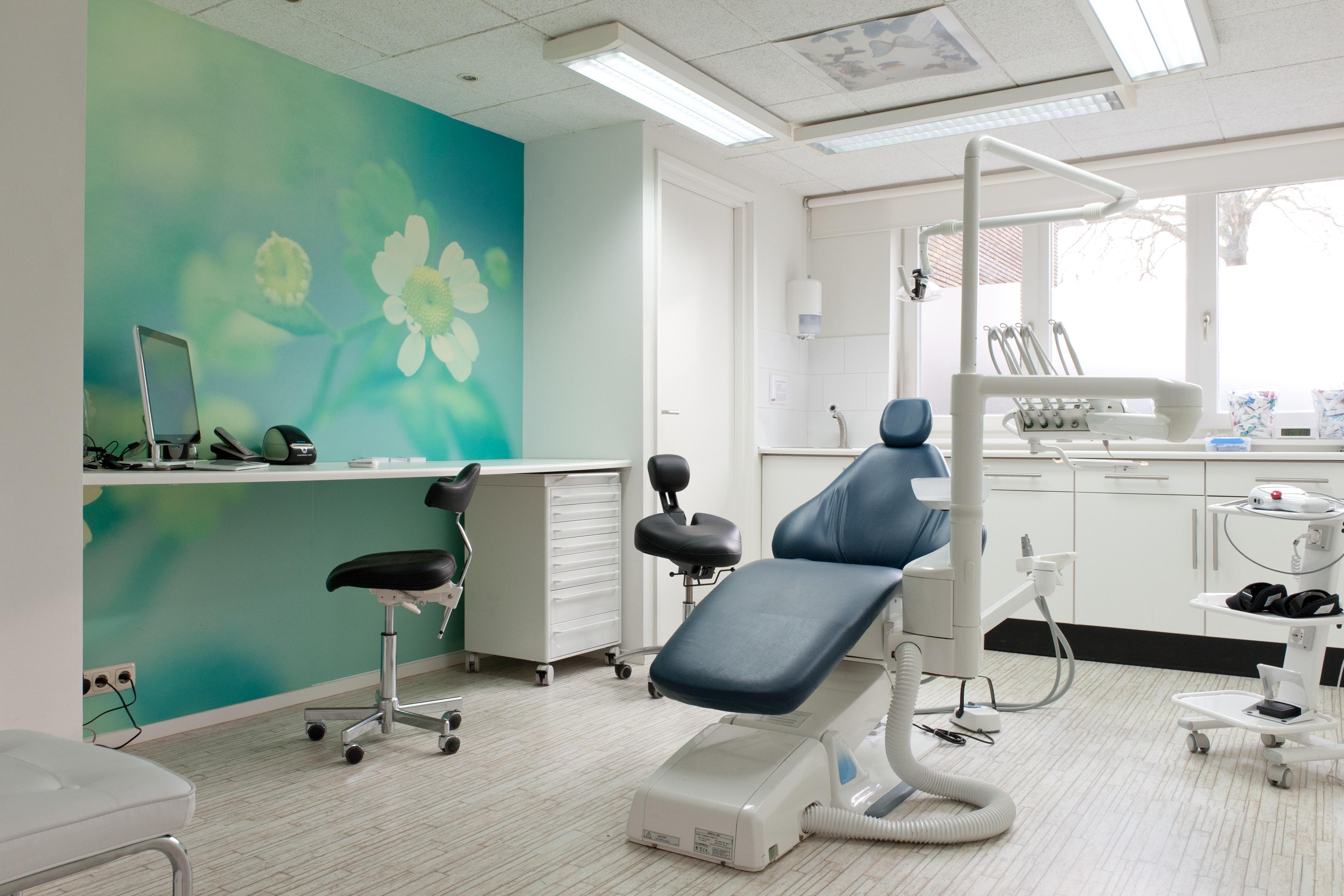 3980x2653 Dental Office Wall Murals & Dental Office Wallpaper. Murals Your Way