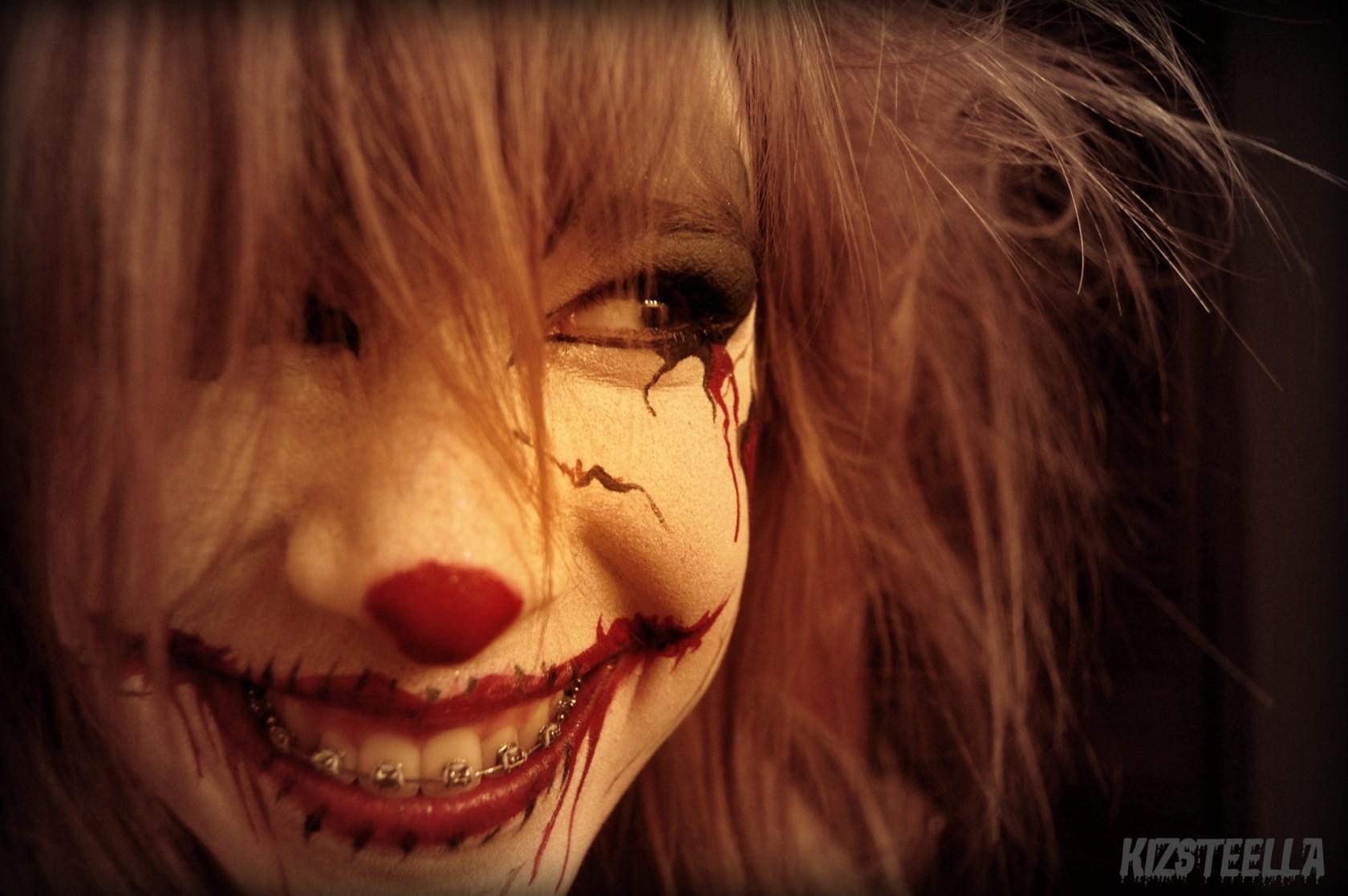 1680x1117 women wtf clowns people braces expressionism faces events portraits 1680x1117 wallpaper High Quality Wallpaper, High Definition Wallpaper
