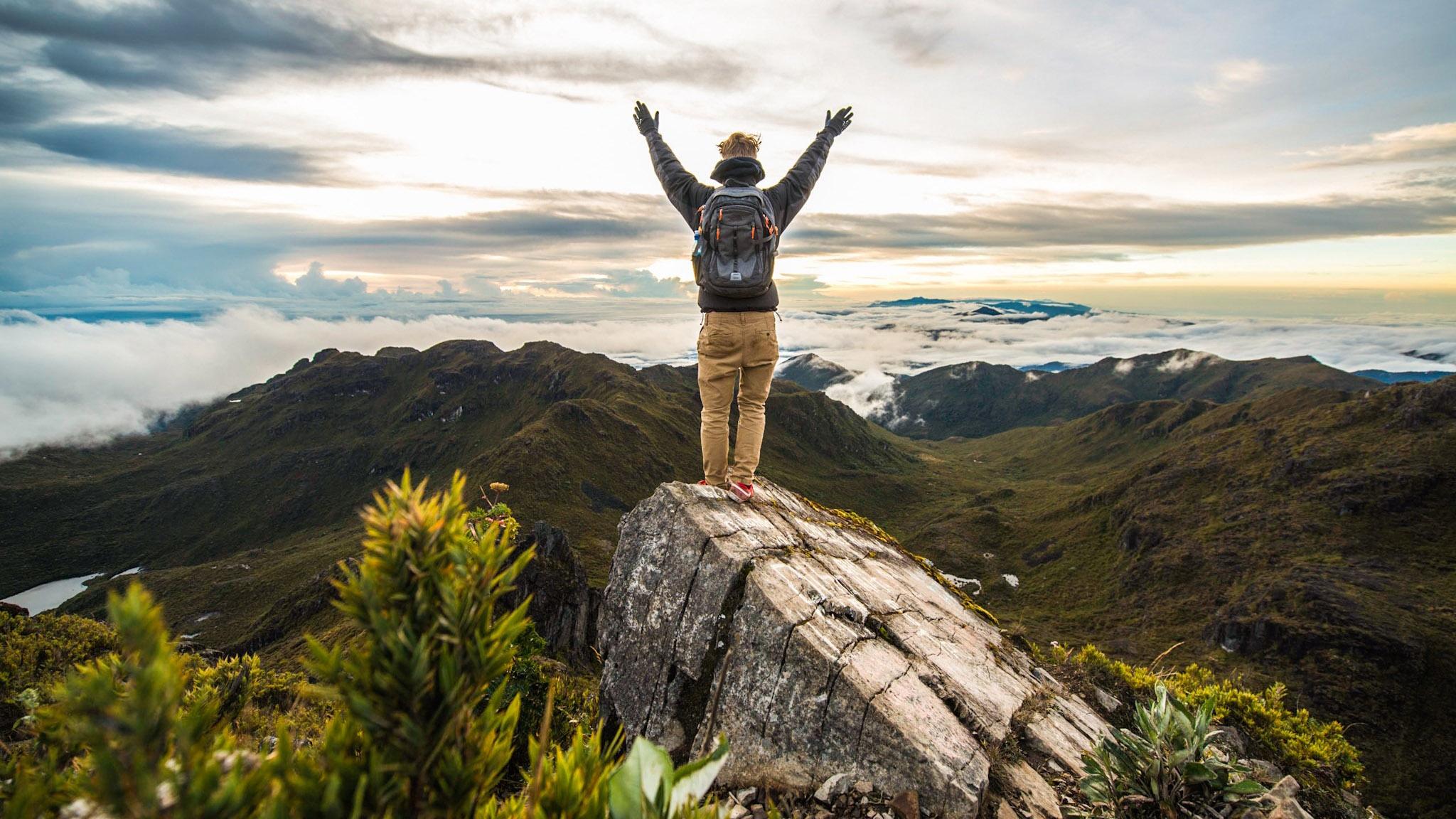2048x1152 Costa Rica's Most Epic Mountains and Highest Peaks