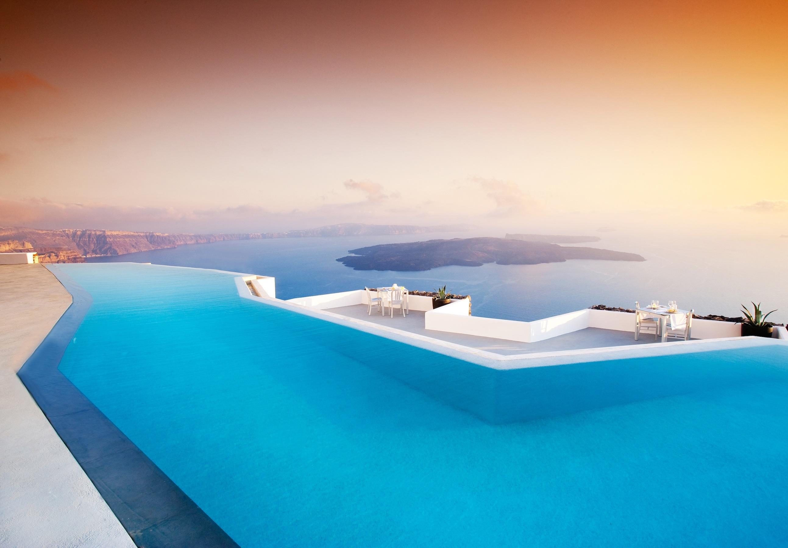 2586x1800 Luxury Resort Swimming Pool Wallpaper 49826 2586x1800px